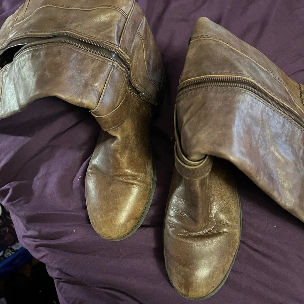 Marc Fisher riding boots - Picture 3 of 5